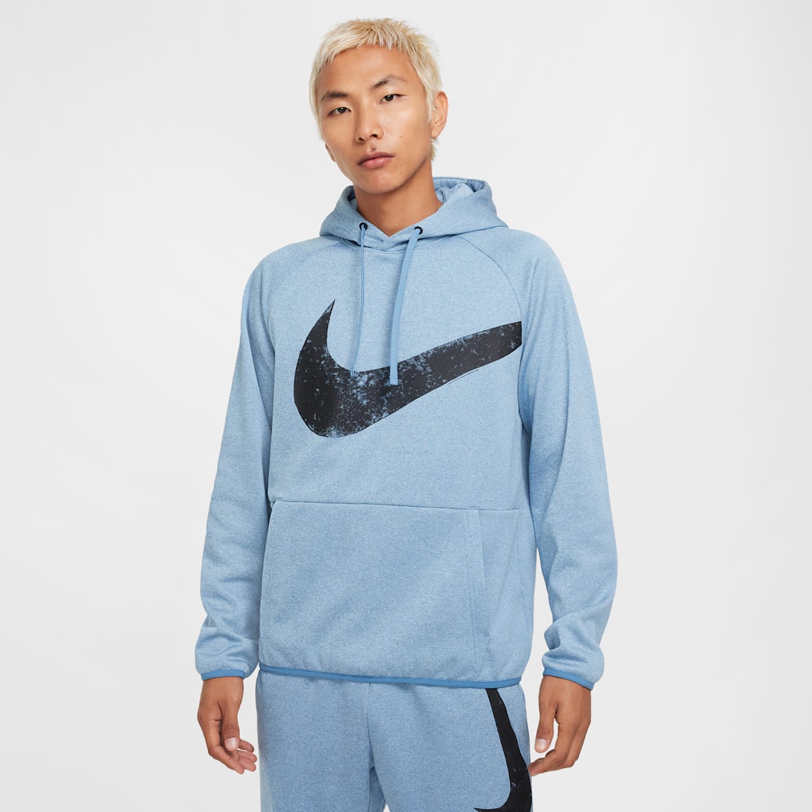 NIKE THERMA FIT ナイキ　セットアップ　グレー　水色　L NIKE THERMA FIT ナイキ セットアップ グレー 水色 L